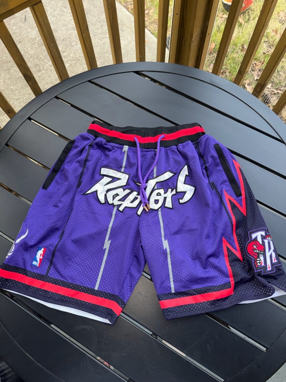 Mitchell & Ness Just Don Toronto Raptors 1998-99 throwback basketball shorts